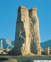 库车县城西的克孜尔尕哈古烽燧