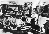 罢工期间工人纠察队在珠江上巡逻