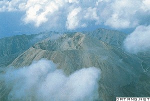 吐拉苏火山盆地,Tulasi volcanic basin,音标,读音