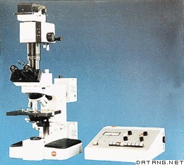 带自动照相机的光学显微镜